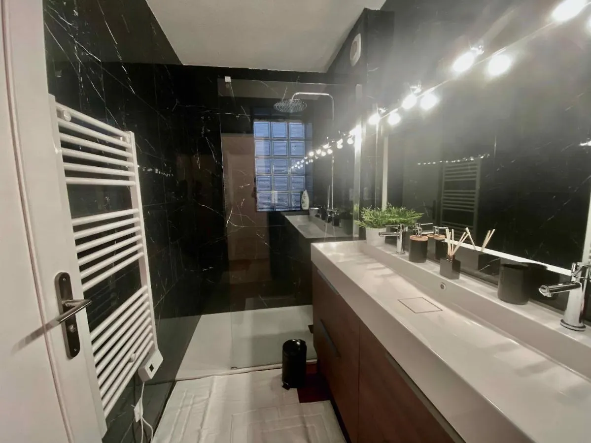 Le Point Virgule - Parking Prive - Climatisation Apartment Montauban